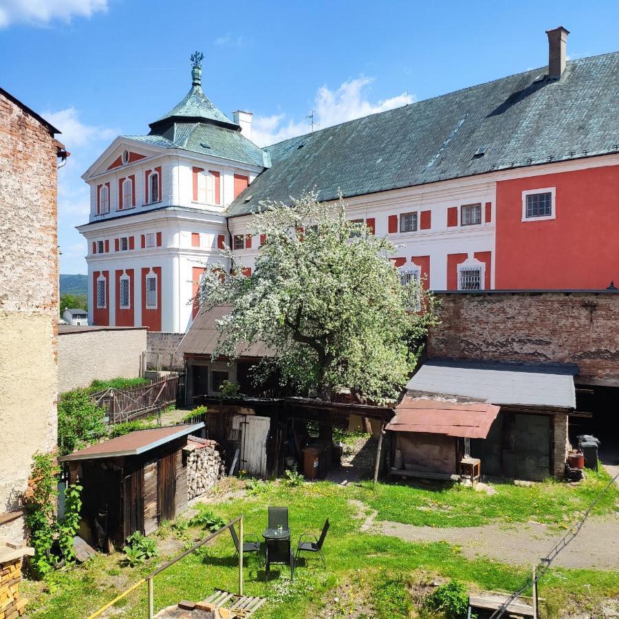 U Klastera Apartment